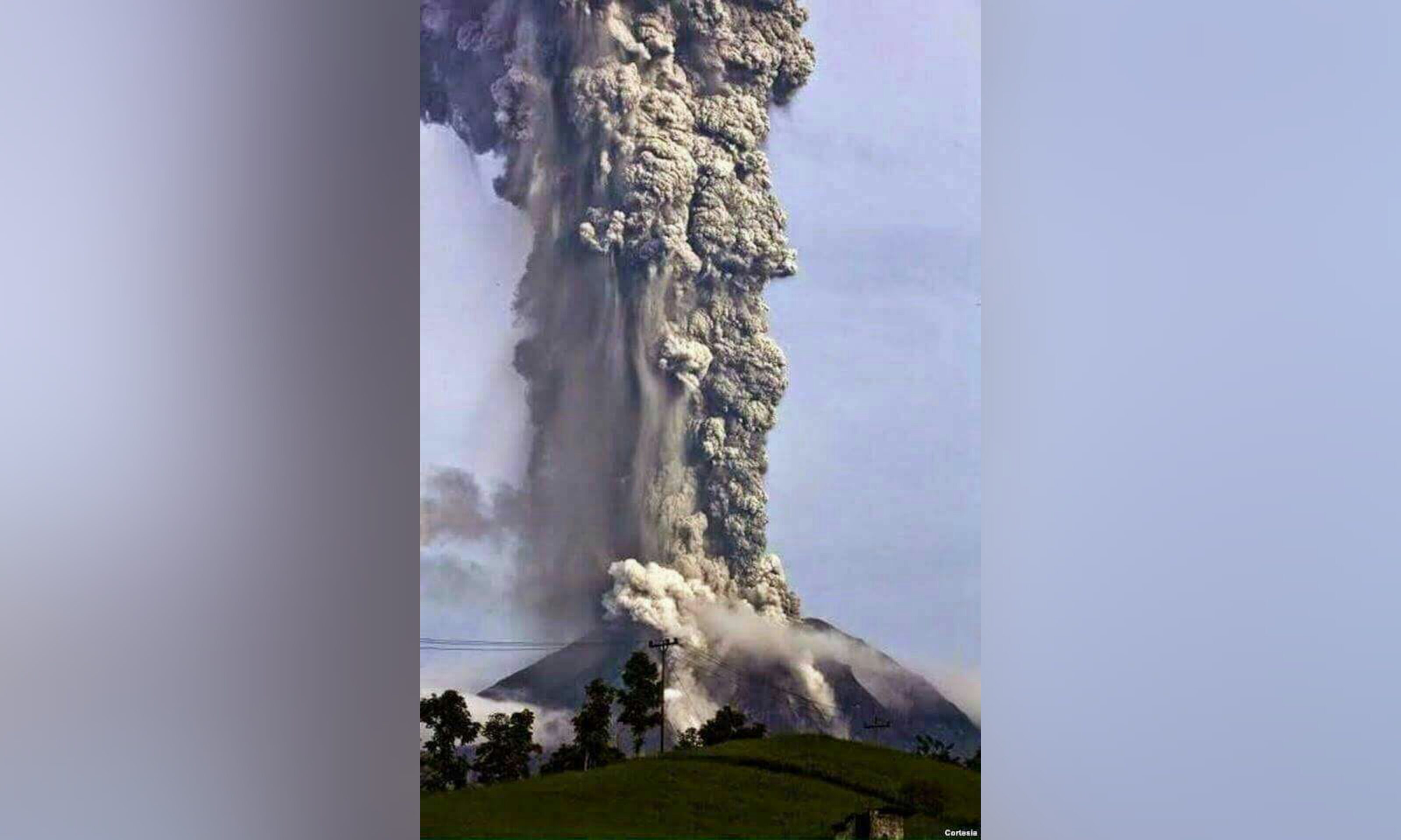 Mengalami Erupsi Gunung Soputan Mengeluarkan Abu Vulkanik Hingga 4