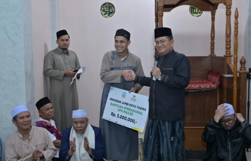 Maulana-Diza Hadir di Masjid NW Al Hijrah, Akses Wifi Gratis untuk Generasi Muda