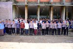 Perkuat Hubungan Polri, Tokoh Agama dan Lembaga Pendidikan, Kapolda Jambi Jalin Silaturahmi dengan Ponpes Darul Arifin