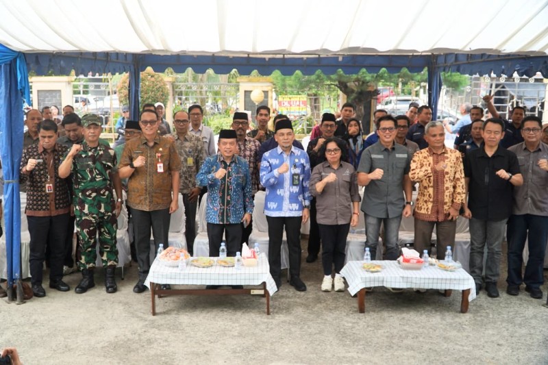 Memasuki Masa Pensiun, Gubernur Al Haris Apresiasi Kinerja Kepala BKKBN Provinsi Jambi Putut Riyatno