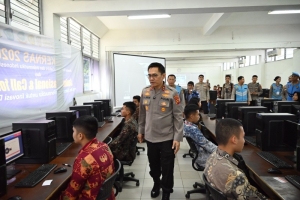 Pastikan Berjalan Transparan dan Sesuai Prosedur, Kapolda Jambi Tinjau Langsung Tes Akademik Taruna dan Taruni Akpol