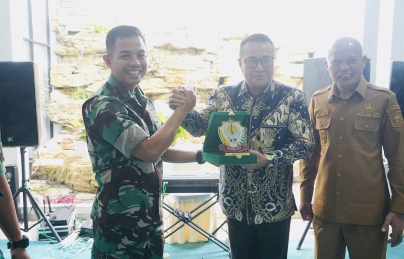 Perkuat Sinergi dengan Pemkot Sungai Penuh, Danrem 042 Gapu  Dorong kolaborasi program strategis Nasional