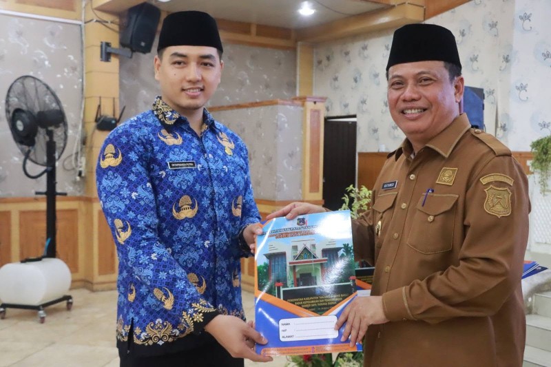 Lantik 198 PNS Baru, Wabup Katamso: Birokrasi Depan Harus Paperless!