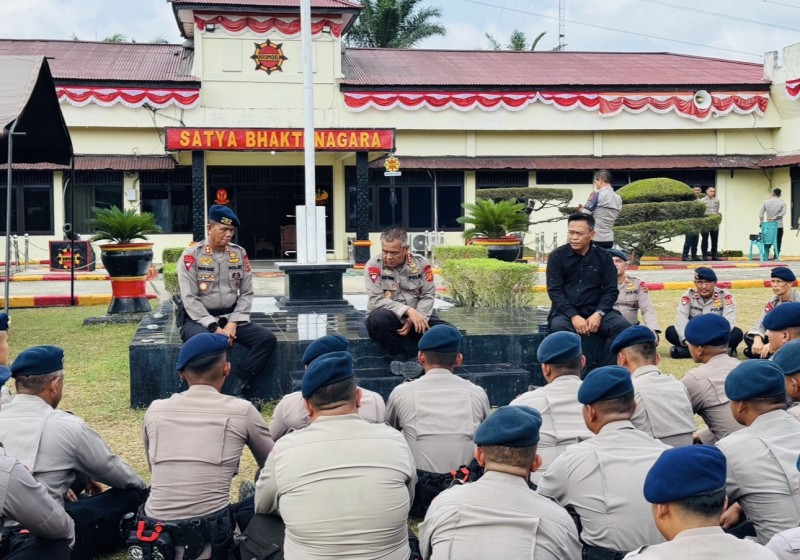 Kunjungi Batalyon B Pelopor di Merangin, Dansat Brimob Polda Jambi : Jaga Kekompakan dan Hindari Pelanggaran