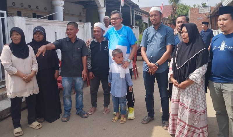 Warga Simpang Rimbo Gelar Syukuran, Kemas Faried Bangun Jalan 60 Meter Lewat Pokir untuk Kenang Almarhum Rafi Akbar